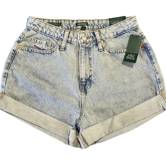 wild fable Pants - Wild Fable Highest Rise Mom Shorts | Size 6